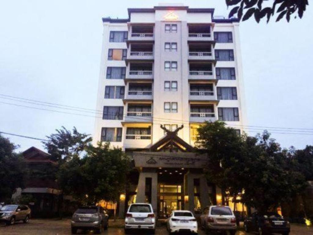 伊克朗姆酒店 Banlung 外观 照片
