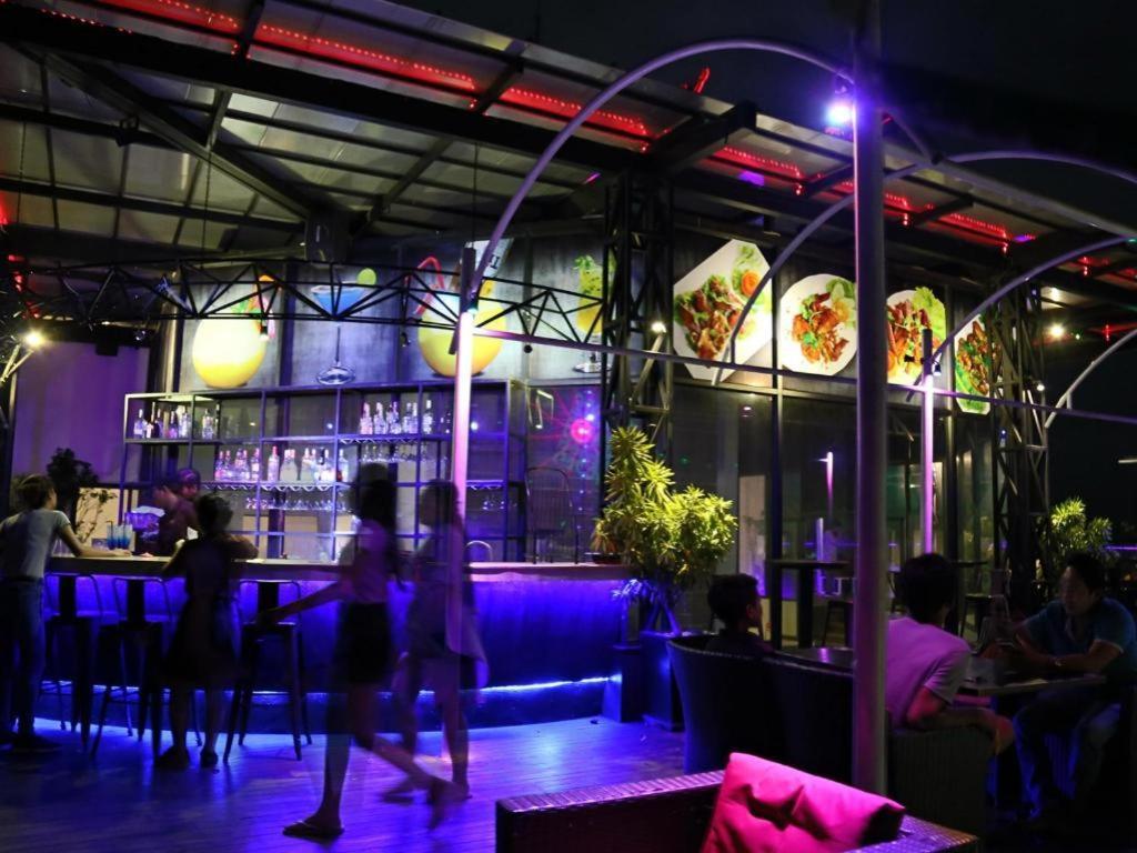 伊克朗姆酒店 Banlung 外观 照片
