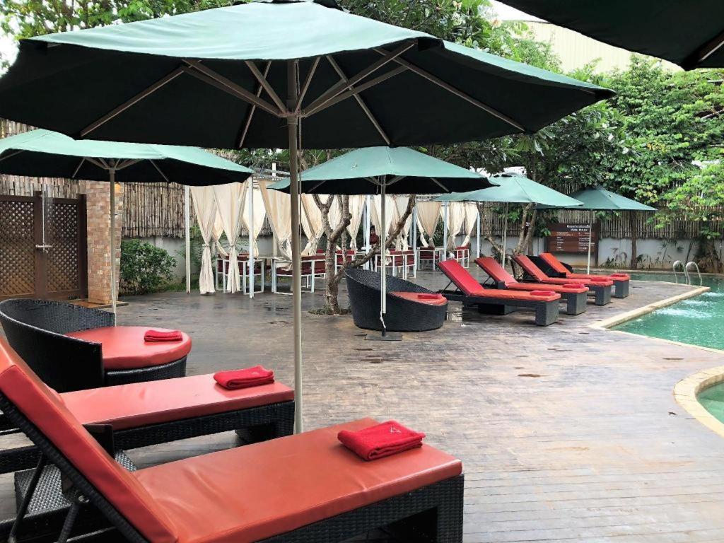 伊克朗姆酒店 Banlung 外观 照片